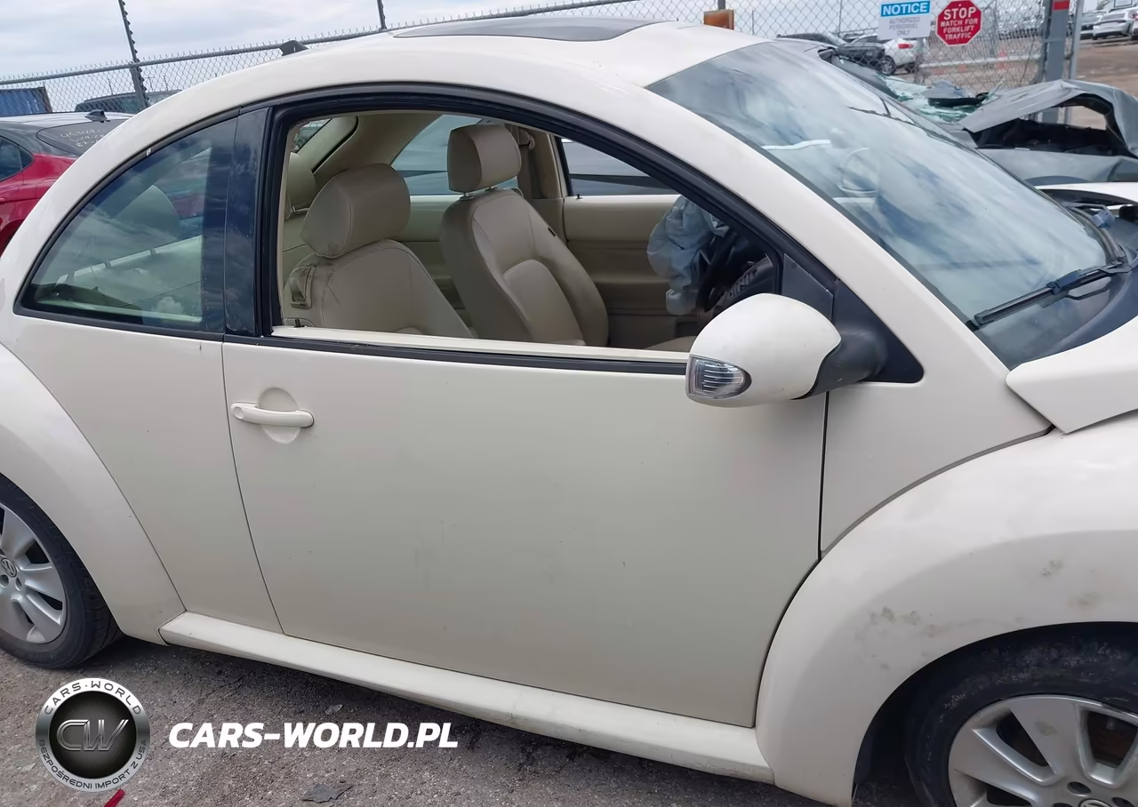 2010 Volkswagen New Beetle 2.5L VIN:3VWRG3AG9AM034174 - 13