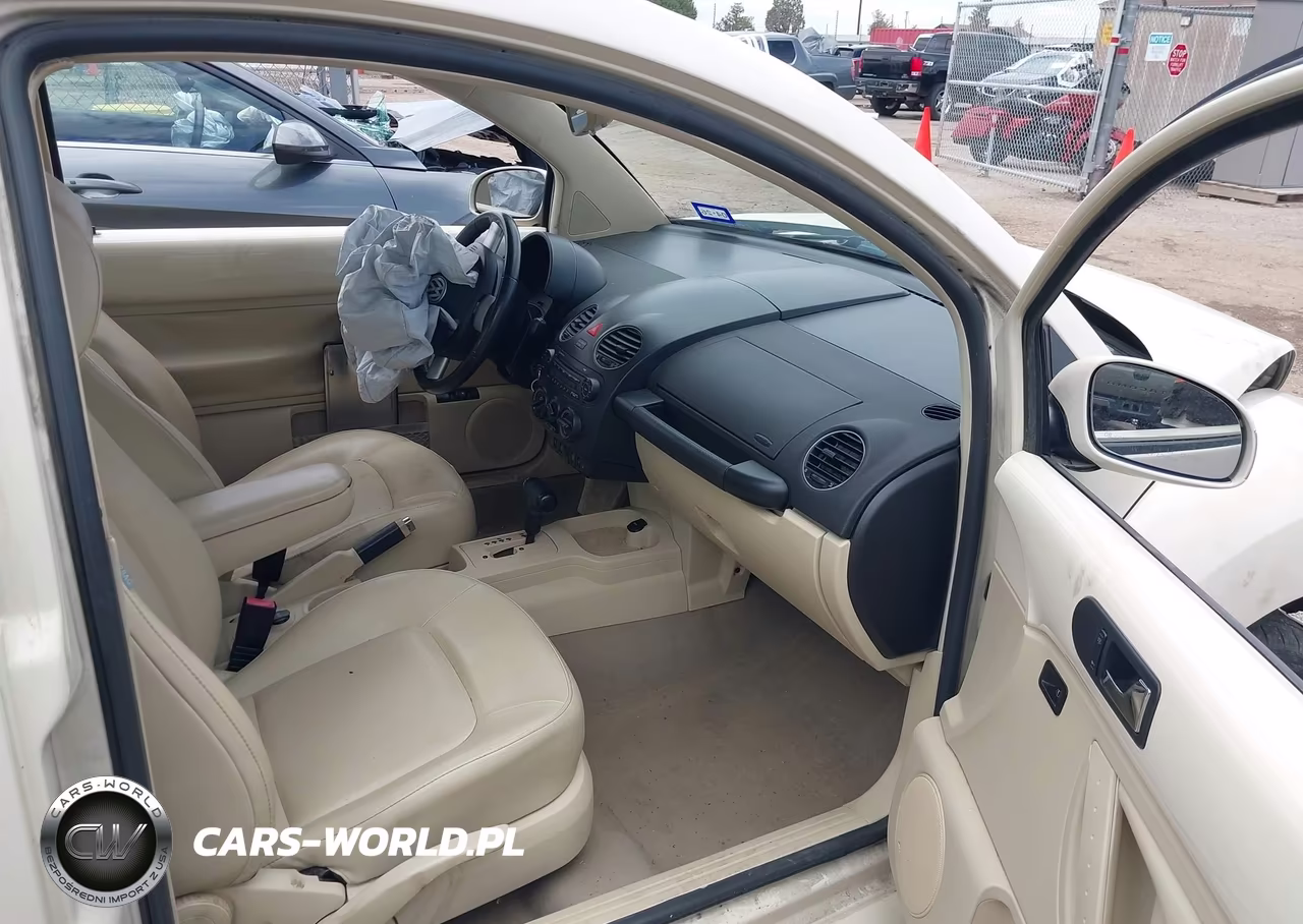 2010 Volkswagen New Beetle 2.5L VIN:3VWRG3AG9AM034174 - 5