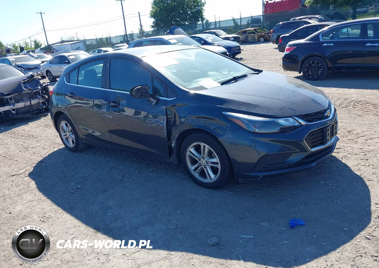 2017 Chevrolet Cruze Lt Auto – zdjęcie 1 z 16