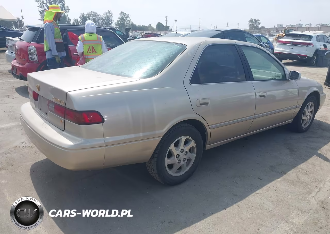 1998 Toyota Camry Xle V6 VIN:JT2BF28K2W0131764 - 4