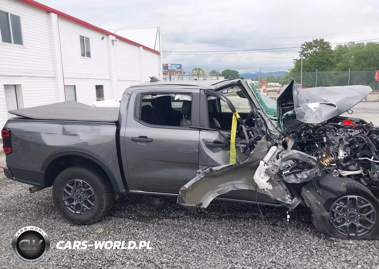 2025 Ford Ranger Xlt VIN:1FTER4HH0SLE69636 - 14
