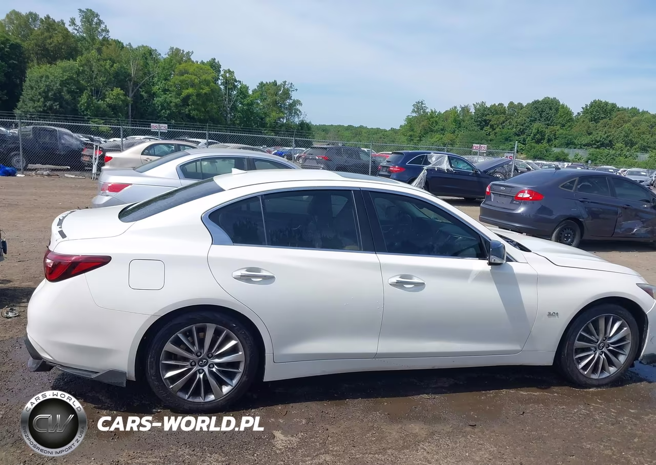 2018 Infiniti Q50 3.0T Luxe VIN:JN1EV7AR8JM440560 - 13