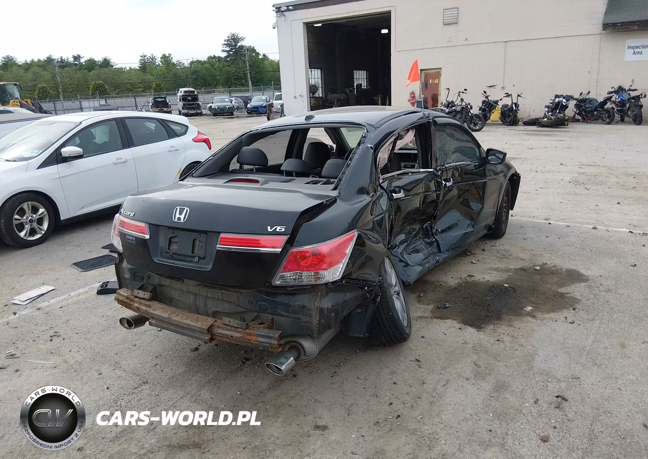 2011 Honda Accord 3.5 Ex-L VIN:1HGCP3F83BA030843 - 4