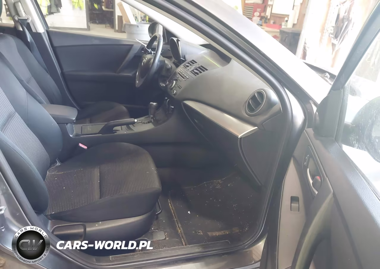 2012 Mazda Mazda3 I Touring VIN:JM1BL1V88C1637589 - 5