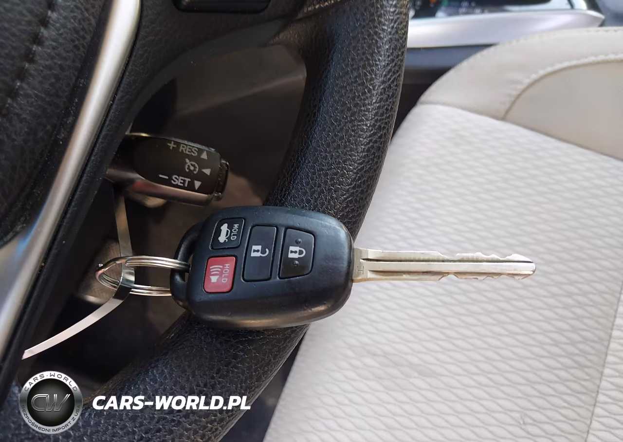 2016 Toyota Corolla Le VIN:2T1BURHE1GC637593 - 11