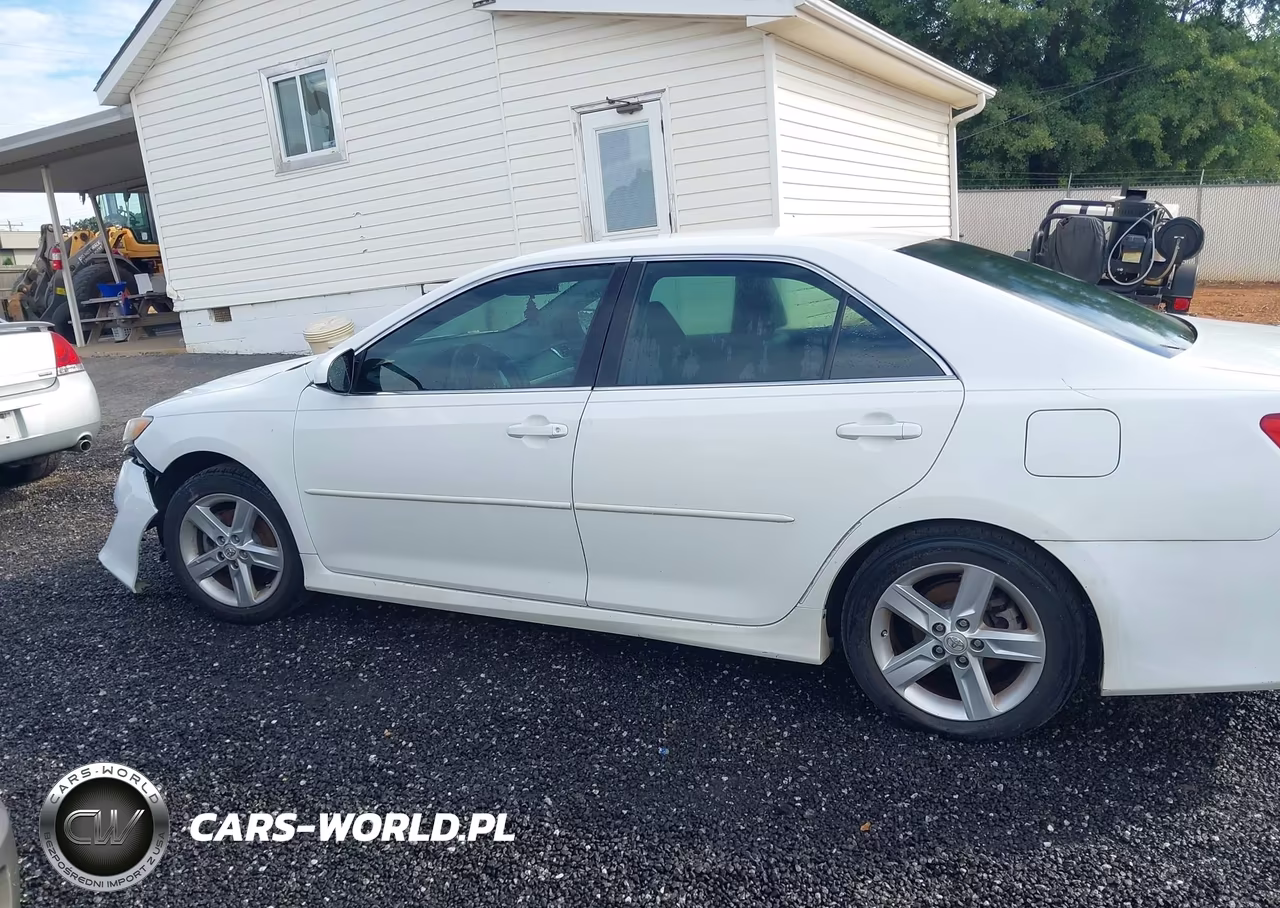 2013 Toyota Camry Se VIN:4T1BF1FK4DU672174 - 15