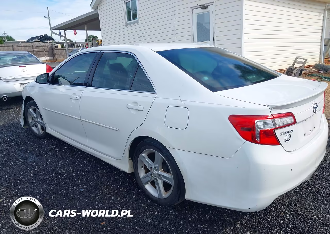 2013 Toyota Camry Se VIN:4T1BF1FK4DU672174 - 3