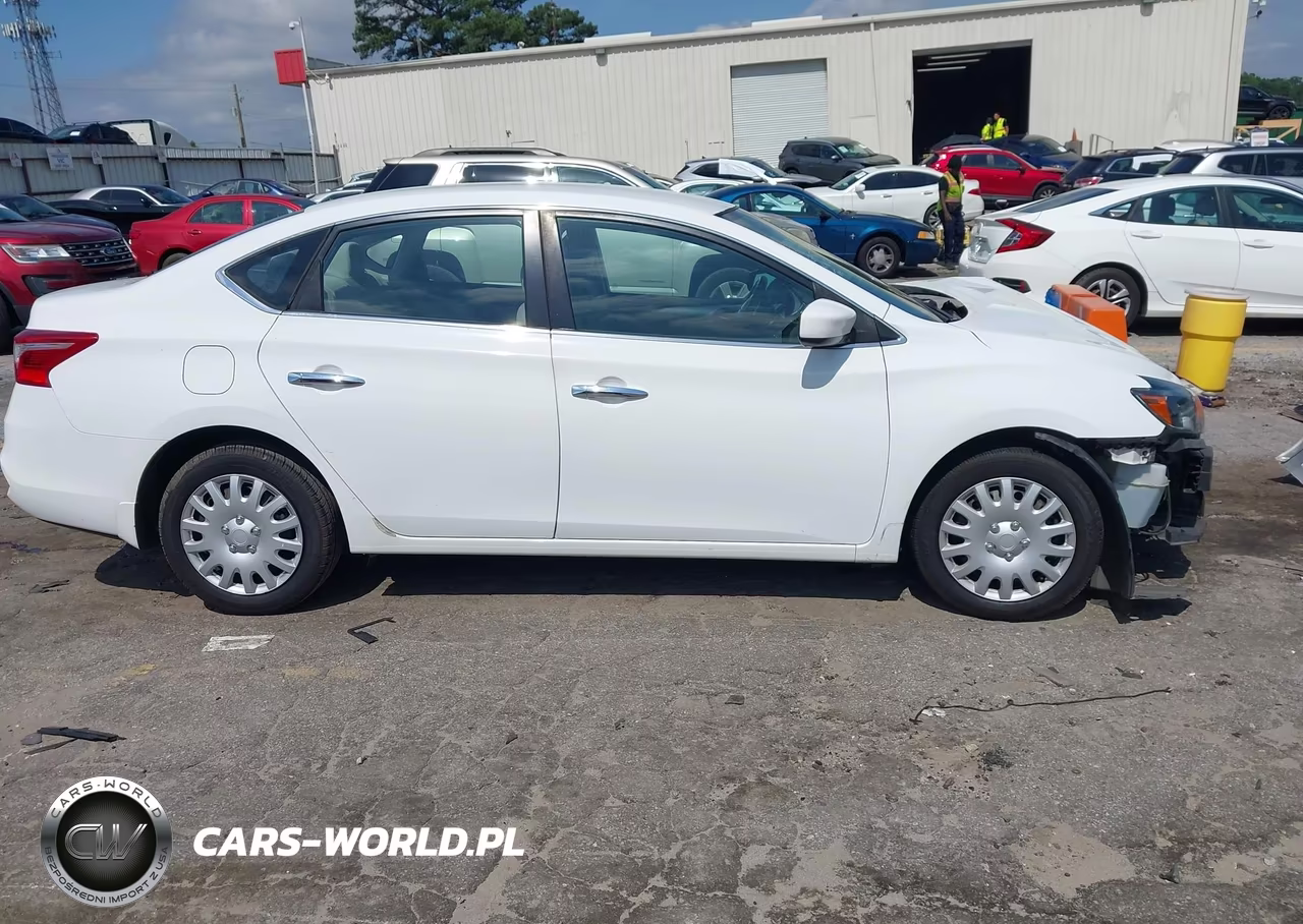 2016 Nissan Sentra S VIN:3N1AB7AP6GY326987 - 13