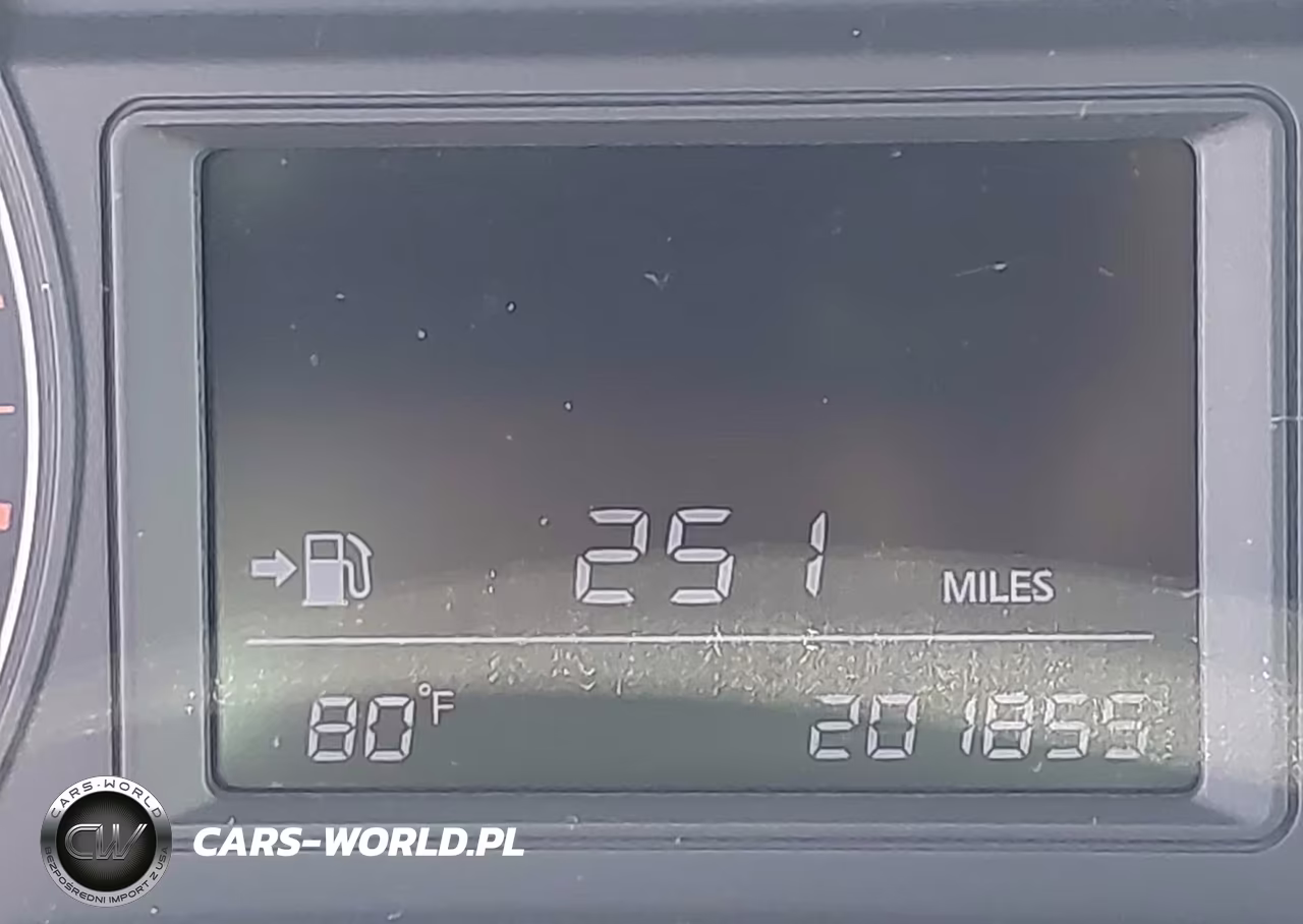 2016 Nissan Sentra S VIN:3N1AB7AP6GY326987 - 15