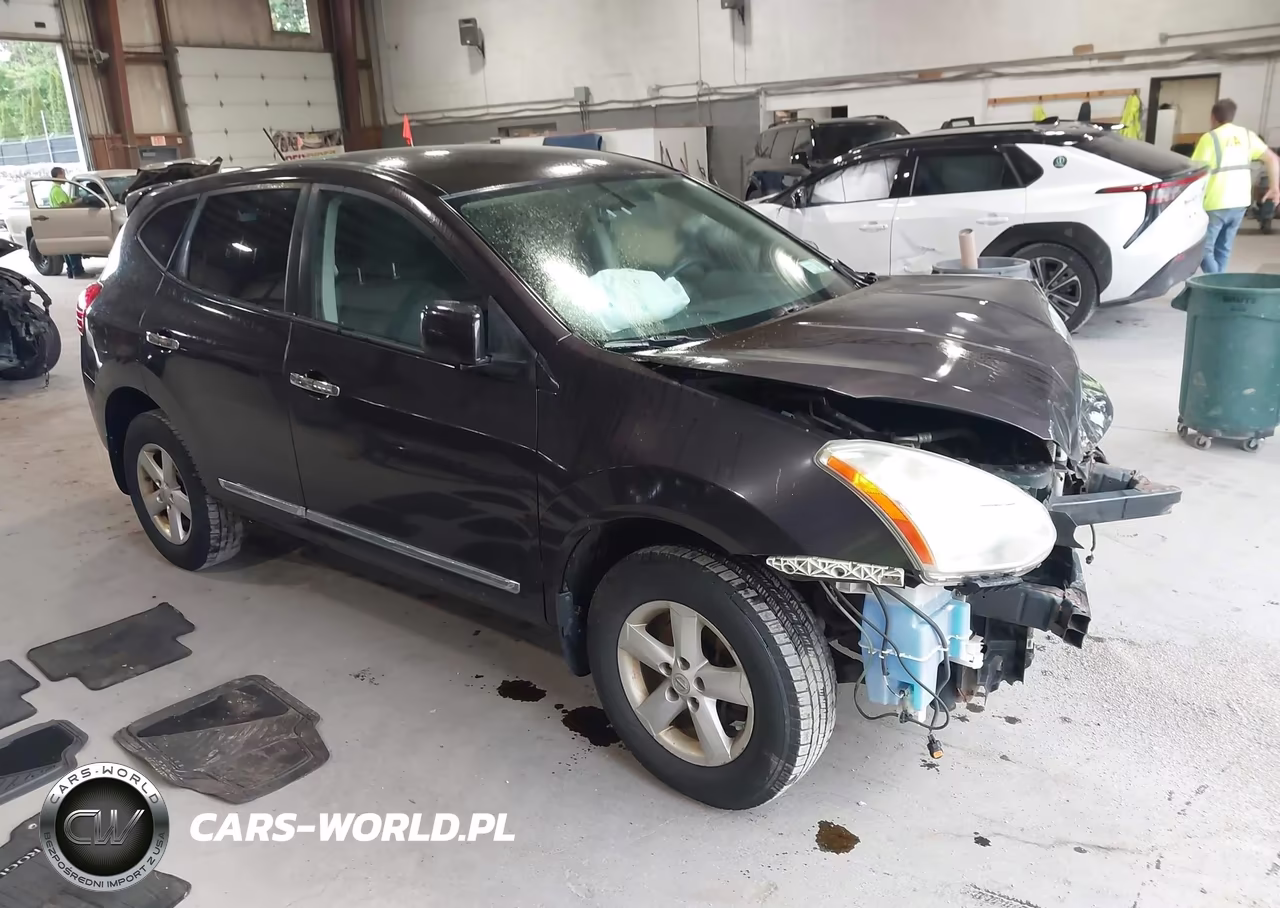 2013 Nissan Rogue S – zdjęcie 1 z 17