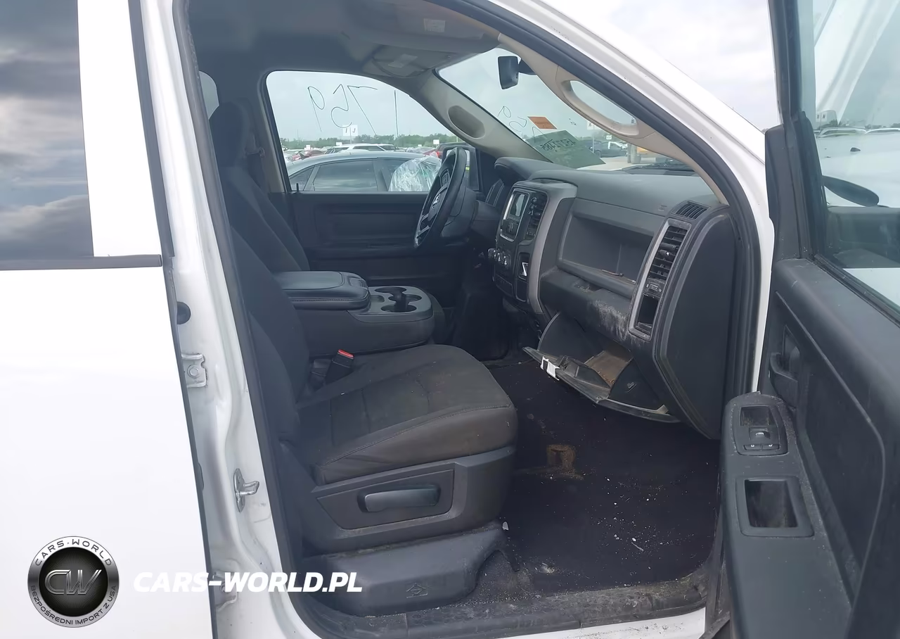 2019 Ram 1500 Classic Tradesman 4X2 6'4 Box VIN:1C6RR6FG2KS552814 - 5
