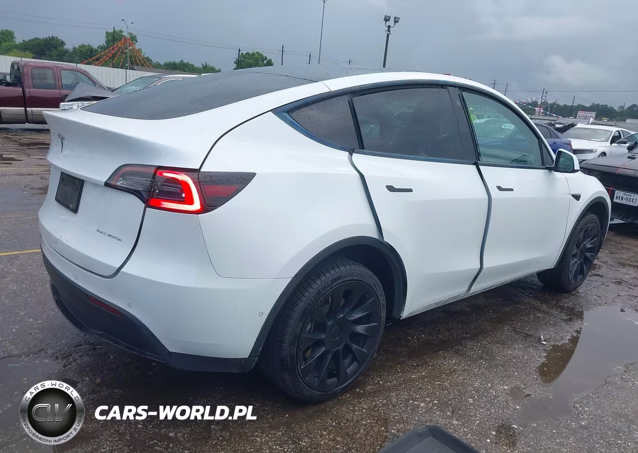 2021 Tesla Model Y Long Range Dual Motor All-Wheel Drive VIN:5YJYGDEEXMF306236 - 4