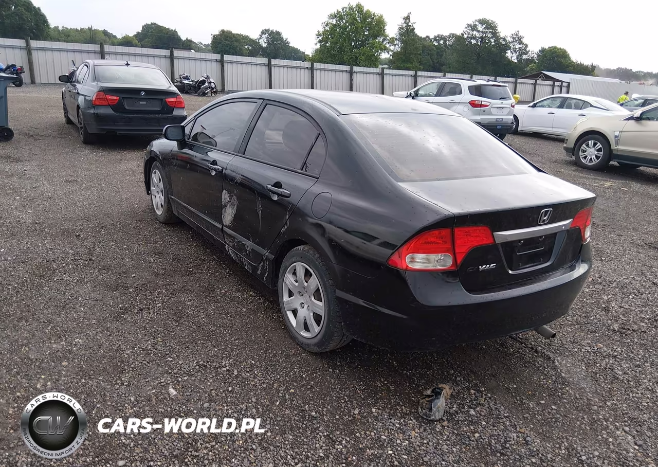 2010 Honda Civic Lx VIN:2HGFA1F52AH584528 - 3
