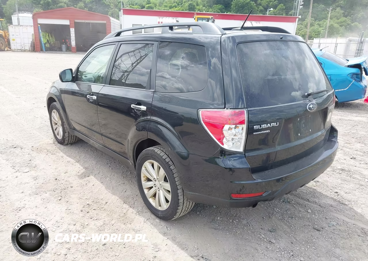 2012 Subaru Forester 2.5X Premium VIN:JF2SHBDC8CH454988 - 3