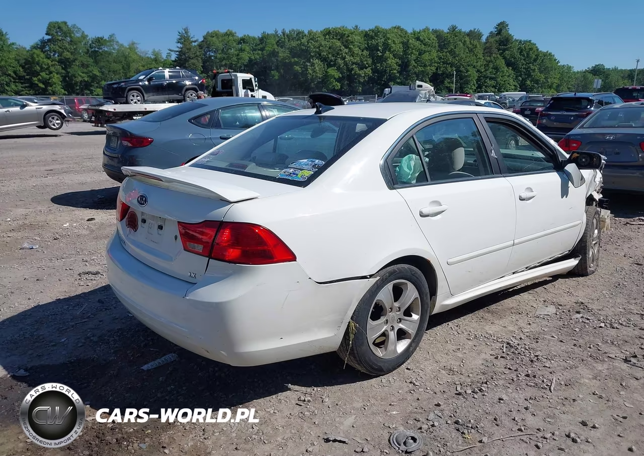 2009 Kia Optima Lx VIN:KNAGE228295335479 - 4