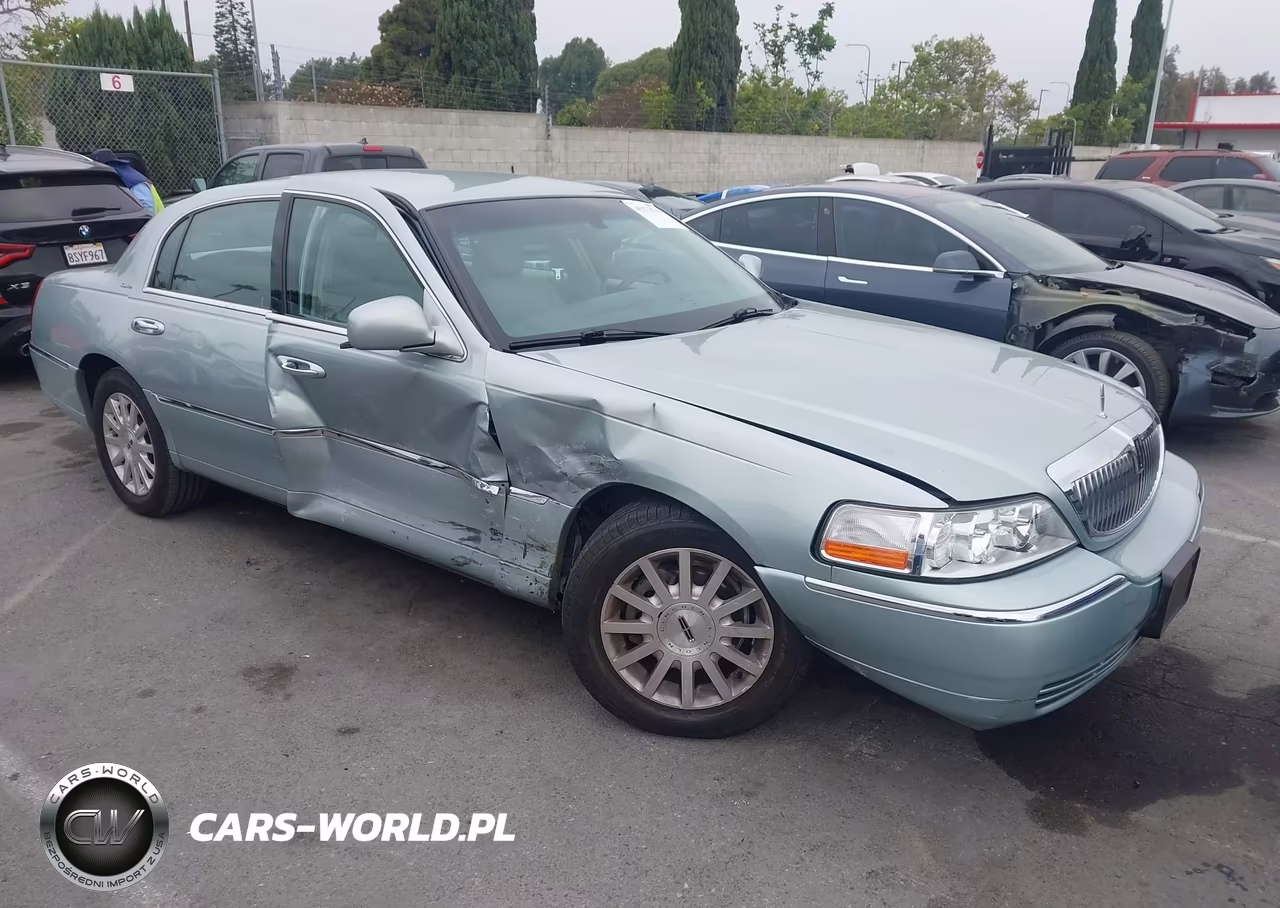 2007 Lincoln Town Car Signature – zdjęcie 1 z 17