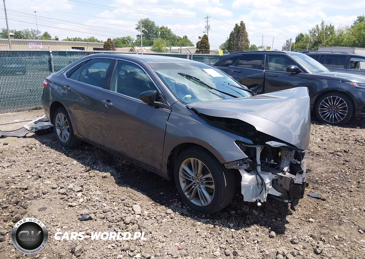 2017 Toyota Camry Se – zdjęcie 1 z 18