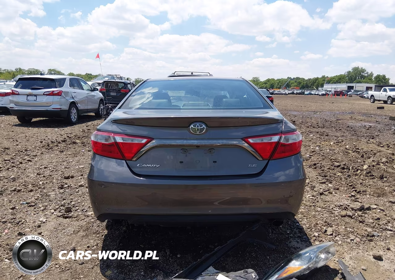 2017 Toyota Camry Se VIN:4T1BF1FK7HU427228 - 17