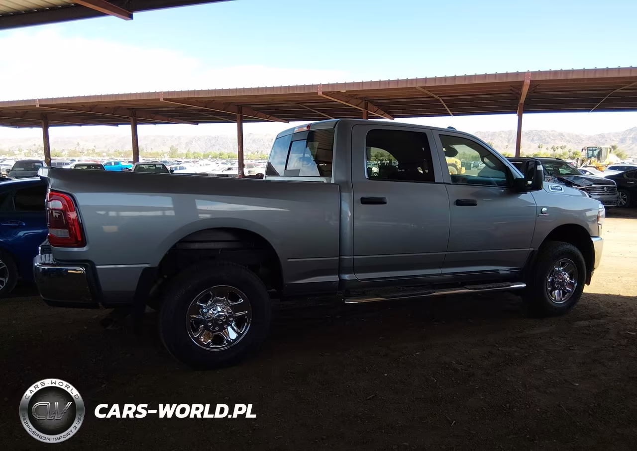 2023 Ram 2500 Tradesman 4X4 6'4 Box VIN:3C6UR5CL2PG530171 - 13