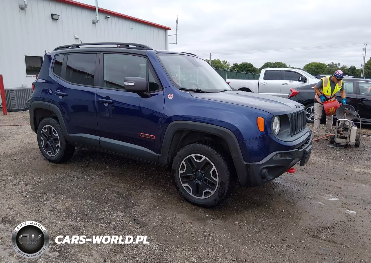 2016 Jeep Renegade Trailhawk – zdjęcie 1 z 16