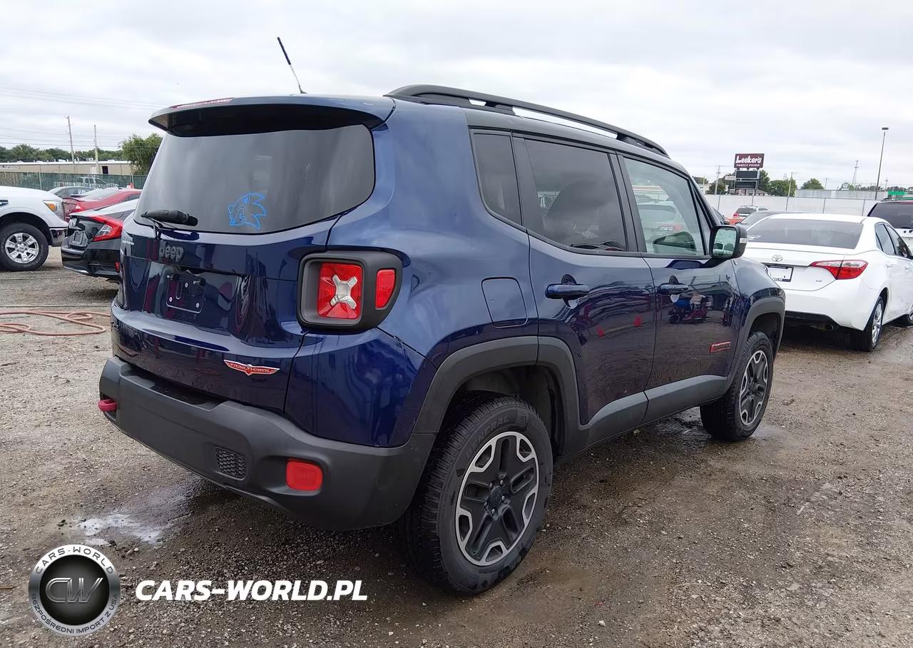 2016 Jeep Renegade Trailhawk VIN:ZACCJBCT4GPD58279 - 4