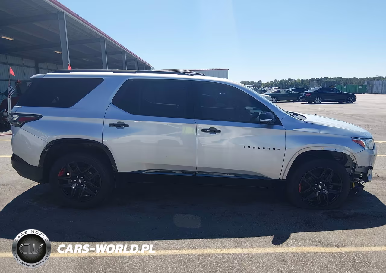2018 Chevrolet Traverse Premier VIN:1GNEVJKW5JJ196308 - 13