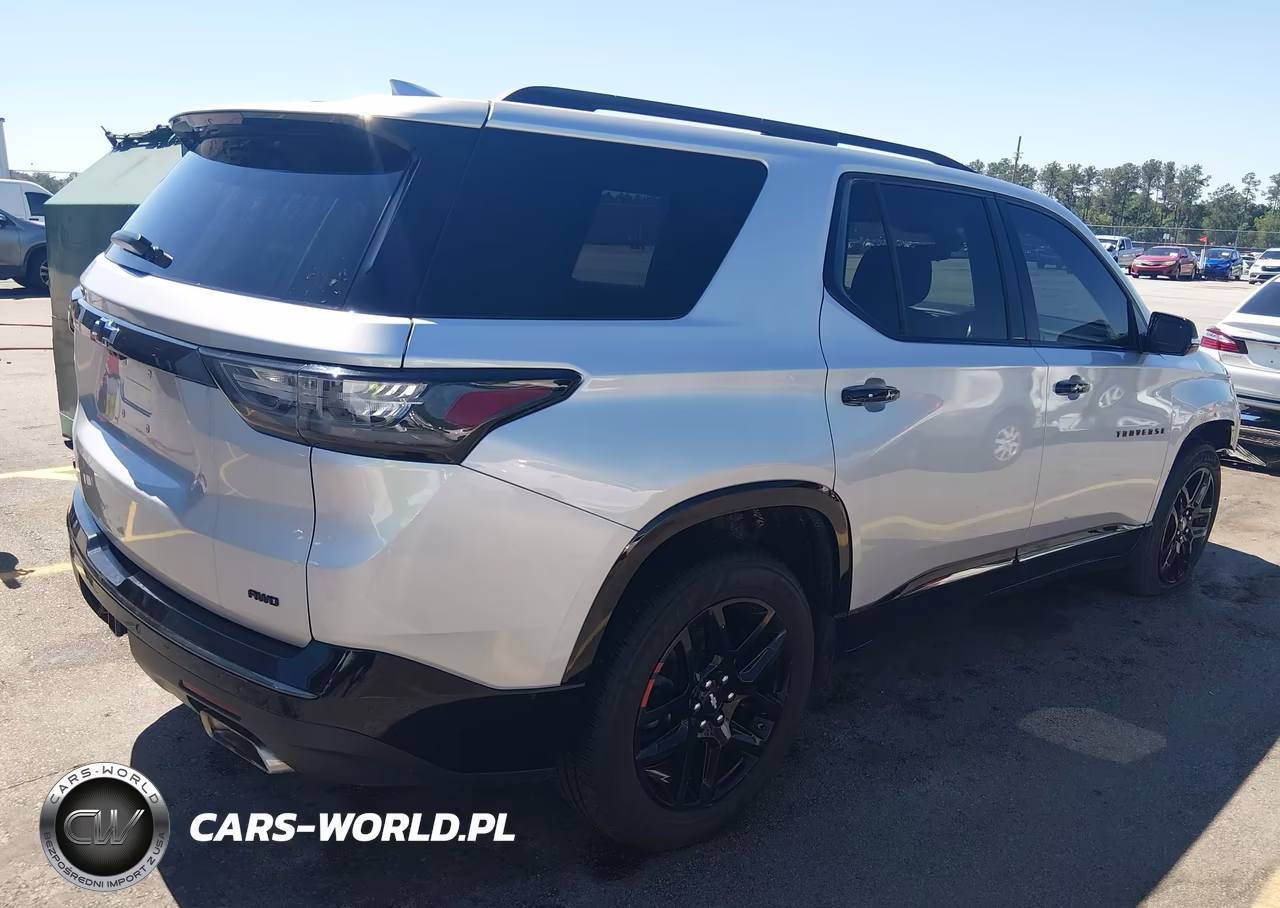 2018 Chevrolet Traverse Premier VIN:1GNEVJKW5JJ196308 - 4