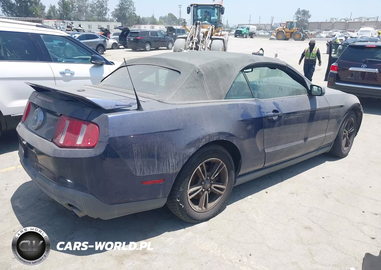 2012 Ford Mustang V6 Premium VIN:1ZVBP8EM6C5230483 - 4