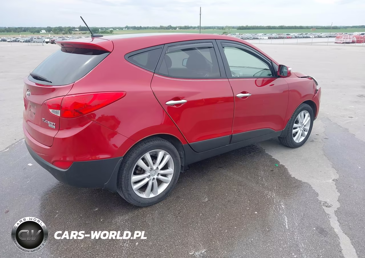 2011 Hyundai Tucson Limited VIN:KM8JU3AC2BU242721 - 4