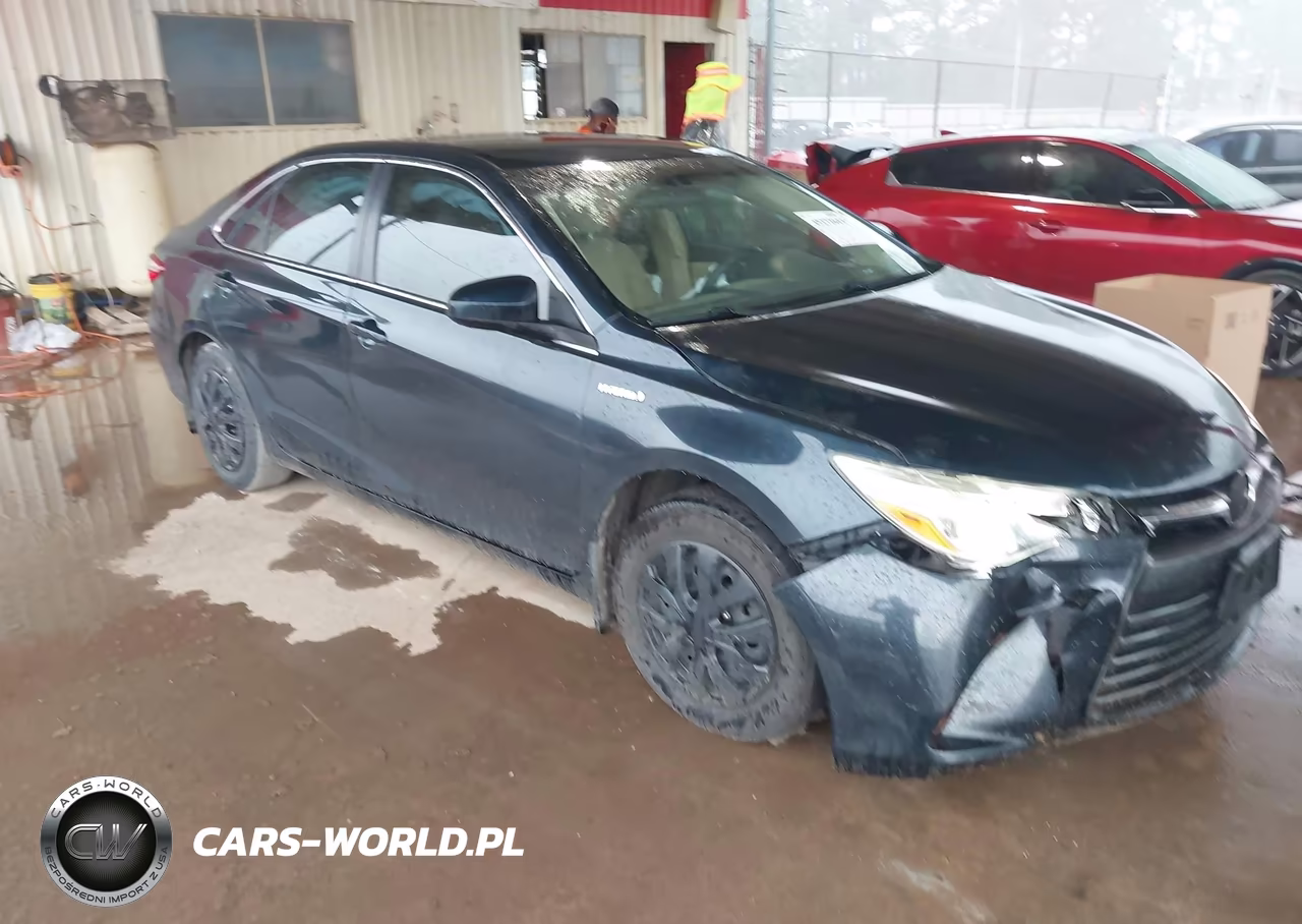 2017 Toyota Camry Hybrid Le