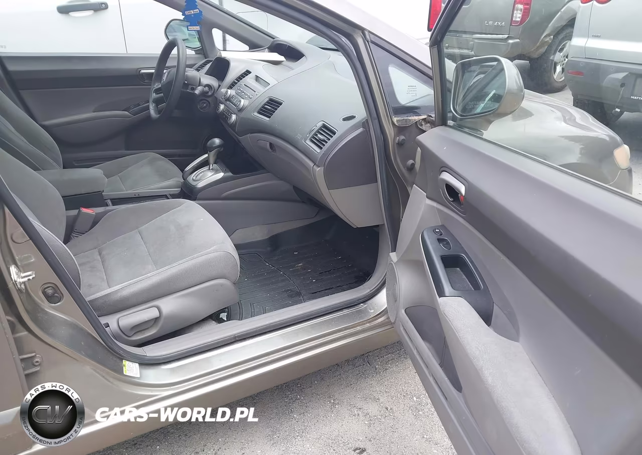 2008 Honda Civic Lx VIN:2HGFA16568H315541 - 5