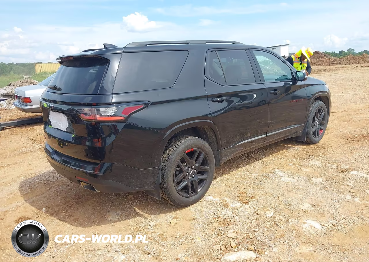 2019 Chevrolet Traverse Premier VIN:1GNEVKKW1KJ125288 - 4