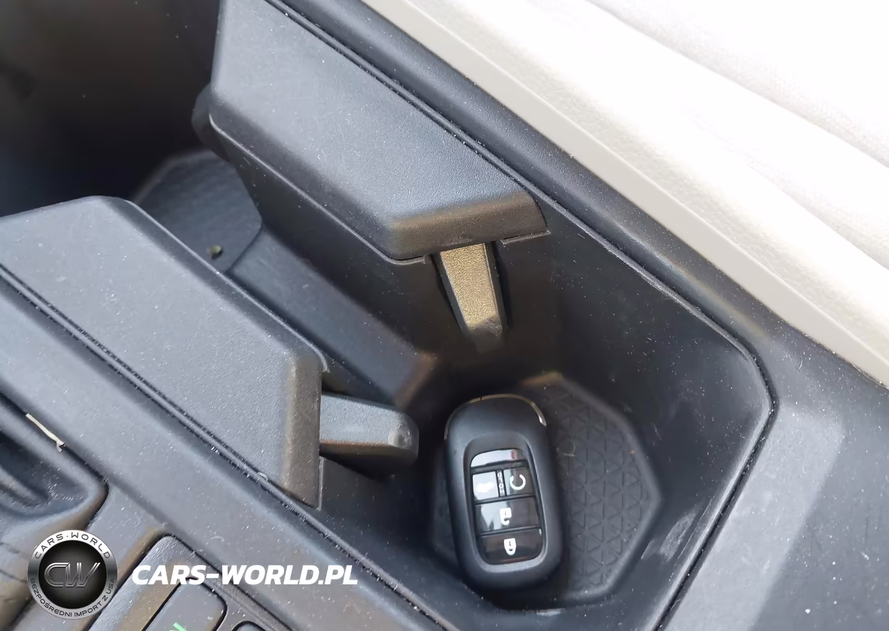 2025 Honda Accord Lx VIN:1HGCY1F26SA001995 - 11