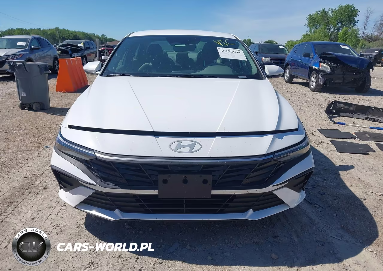 2025 Hyundai Elantra Se VIN:KMHLL4DG7SU958062 - 13
