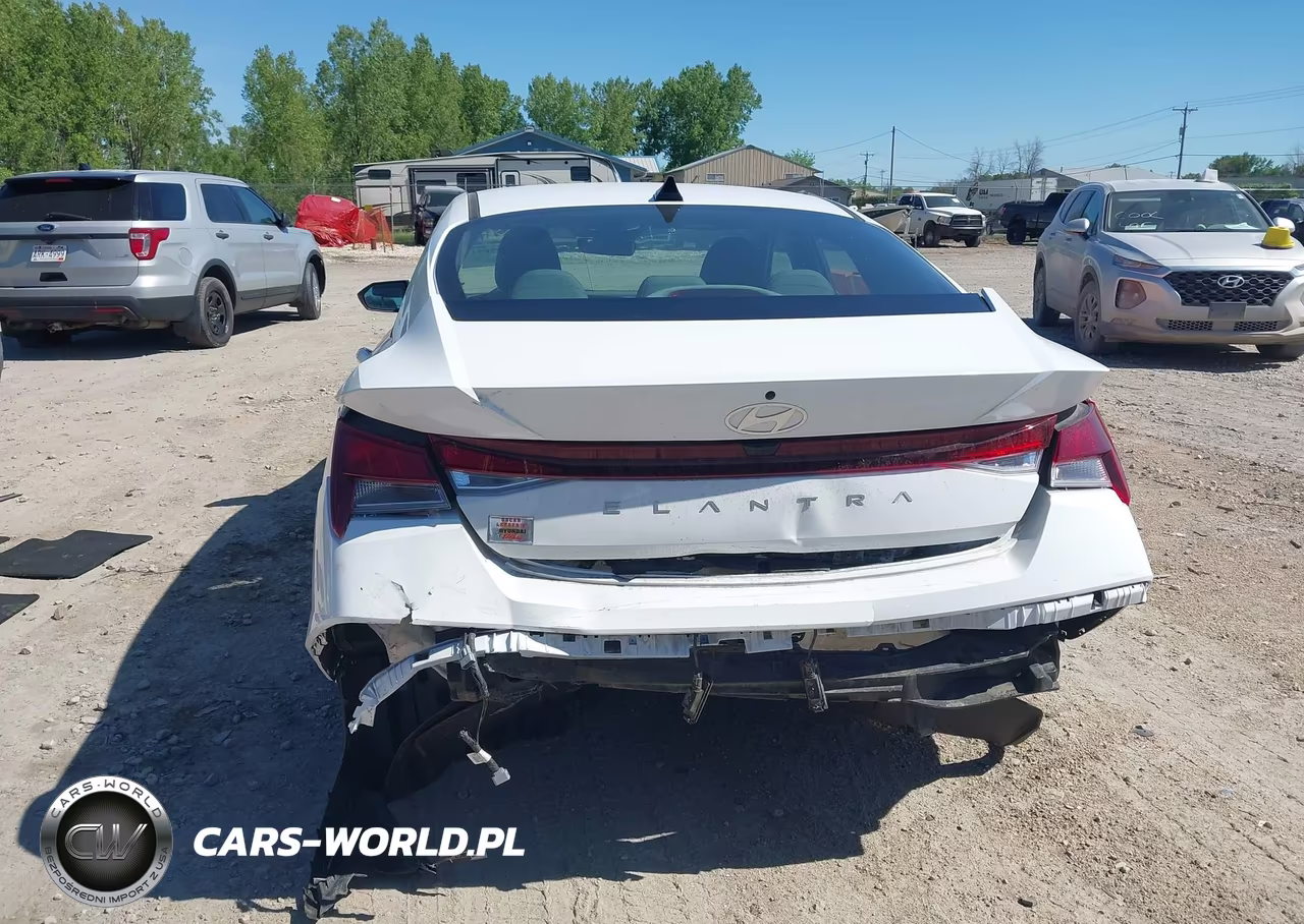 2025 Hyundai Elantra Se VIN:KMHLL4DG7SU958062 - 17