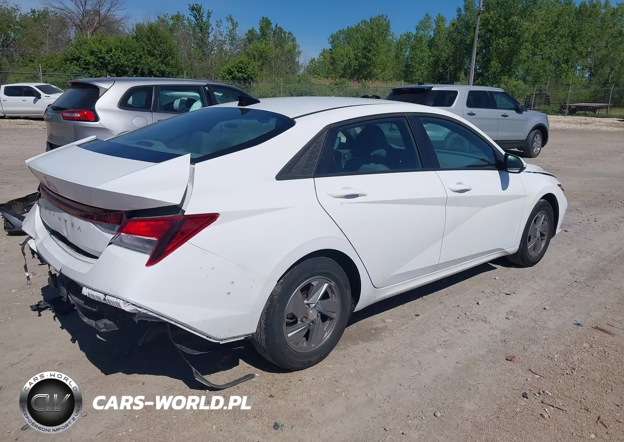 2025 Hyundai Elantra Se VIN:KMHLL4DG7SU958062 - 4