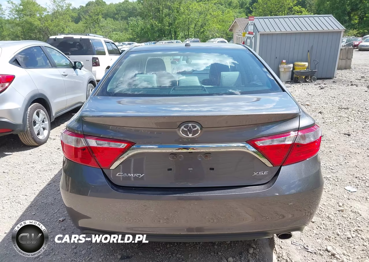 2016 Toyota Camry Xse V6 VIN:4T1BK1FK6GU574179 - 16