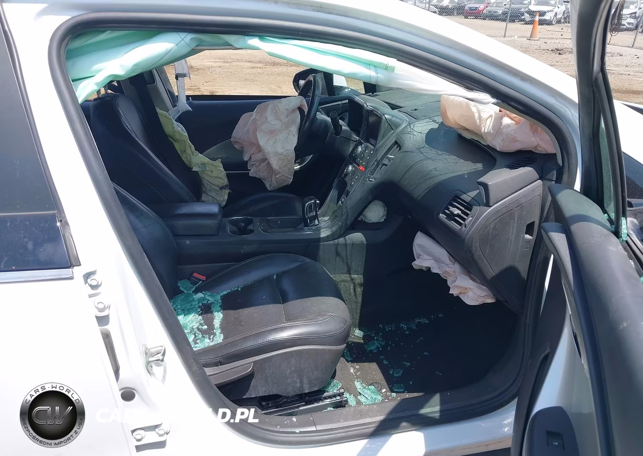 2012 Chevrolet Volt VIN:1G1RB6E45CU110614 - 5