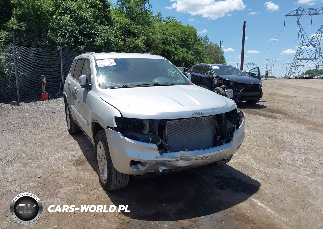 2011 Jeep Grand Cherokee Laredo VIN:1J4RR4GG6BC542755 - 13