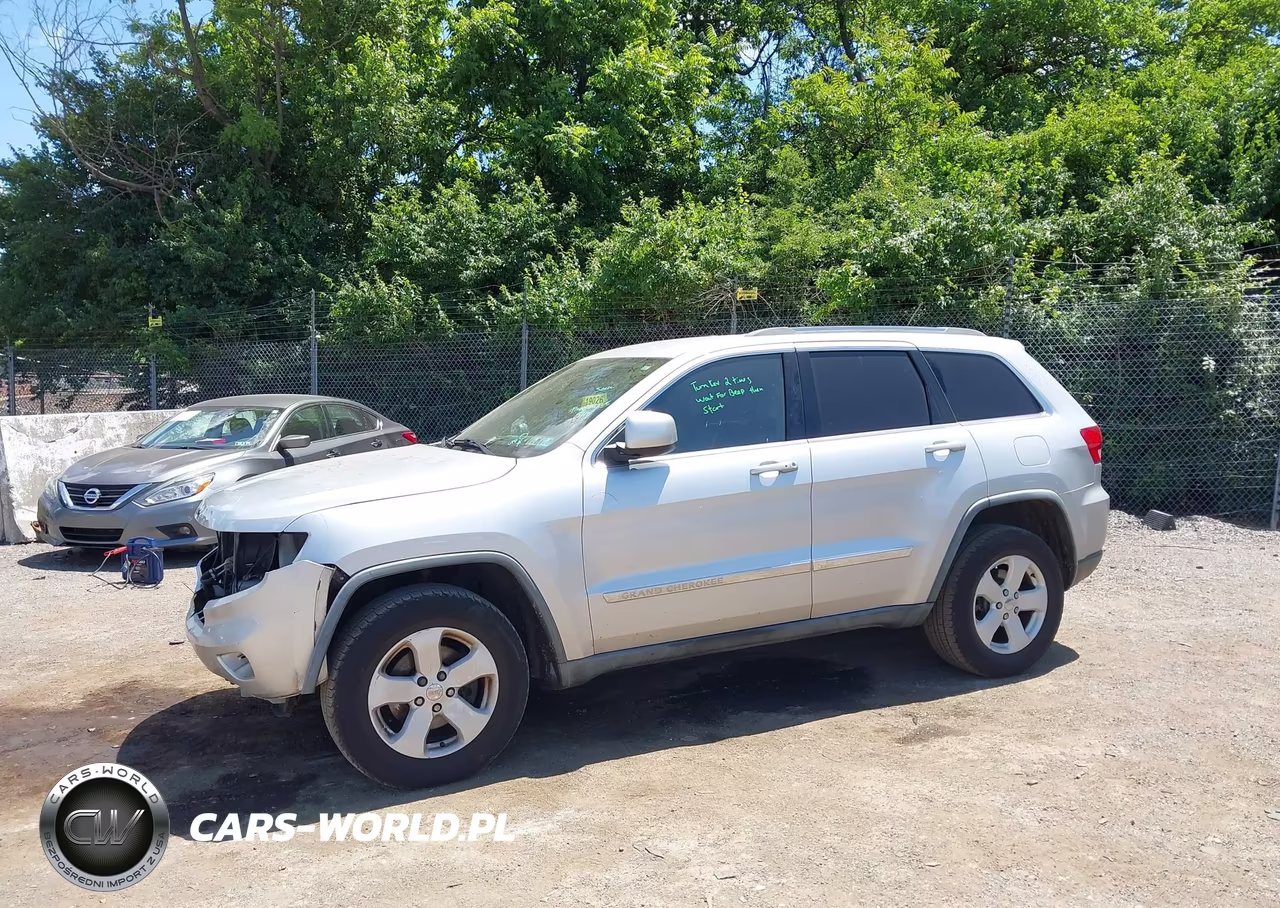 2011 Jeep Grand Cherokee Laredo VIN:1J4RR4GG6BC542755 - 15