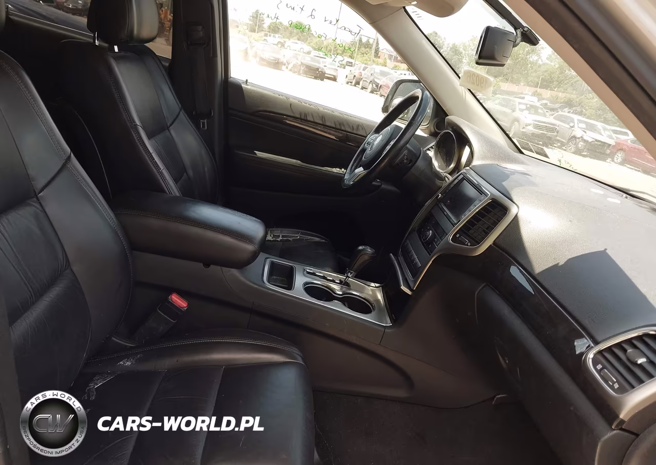 2011 Jeep Grand Cherokee Laredo VIN:1J4RR4GG6BC542755 - 5