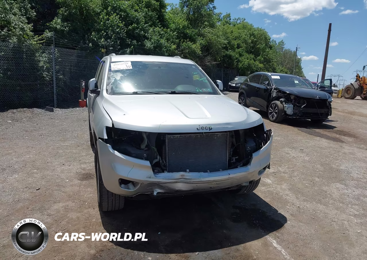 2011 Jeep Grand Cherokee Laredo VIN:1J4RR4GG6BC542755 - 6