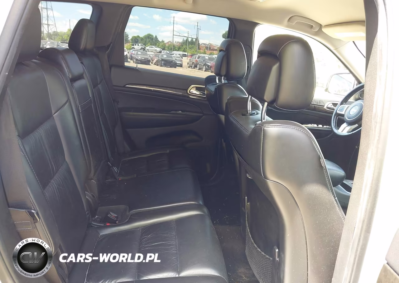 2011 Jeep Grand Cherokee Laredo VIN:1J4RR4GG6BC542755 - 8