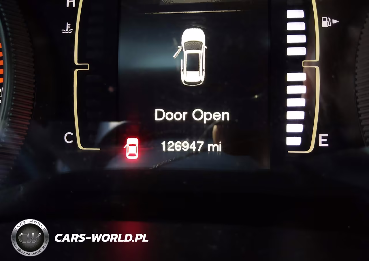 2016 Jeep Cherokee Sport VIN:1C4PJMAB7GW110022 - 16