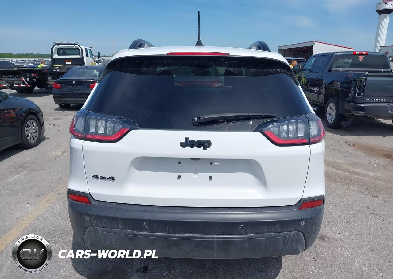 2021 Jeep Cherokee Altitude 4X4 VIN:1C4PJMLB4MD168402 - 16