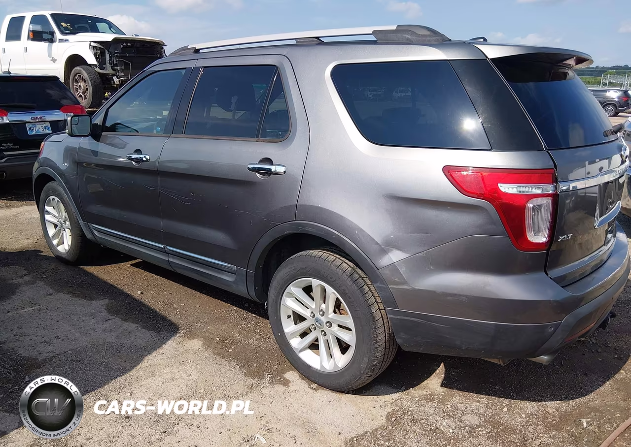 2011 Ford Explorer Xlt VIN:1FMHK7D86BGA87379 - 3