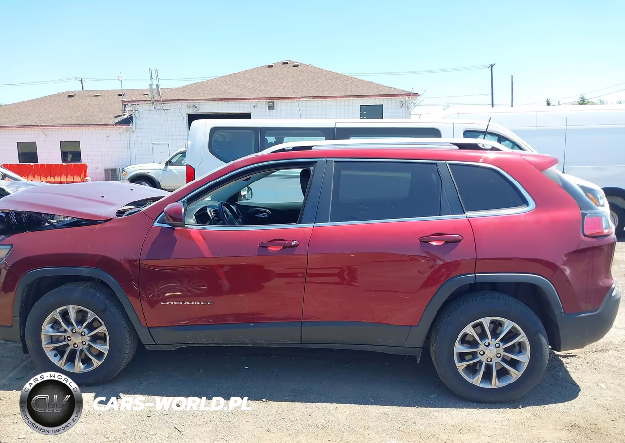 2020 Jeep Cherokee Latitude Plus 4X4 VIN:1C4PJMLB0LD623289 - 14