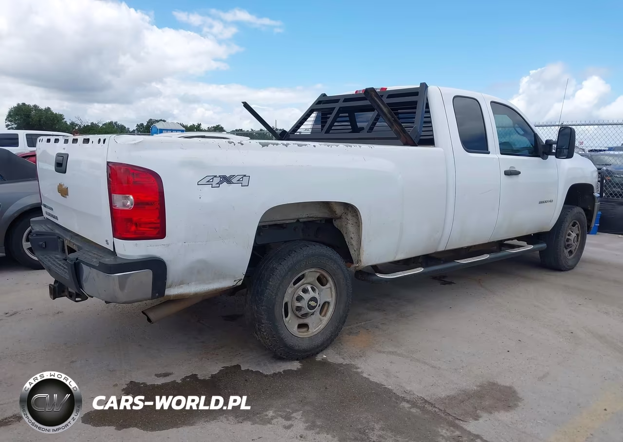 2012 Chevrolet Silverado 2500Hd Work Truck VIN:1GC2KVCG6CZ233115 - 4