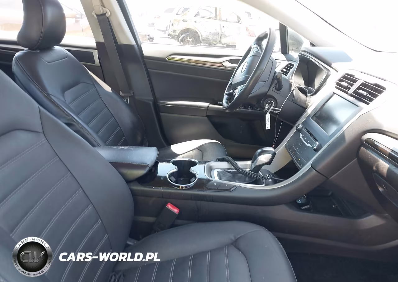 2015 Ford Fusion Energi Se Luxury VIN:3FA6P0PU7FR301801 - 5