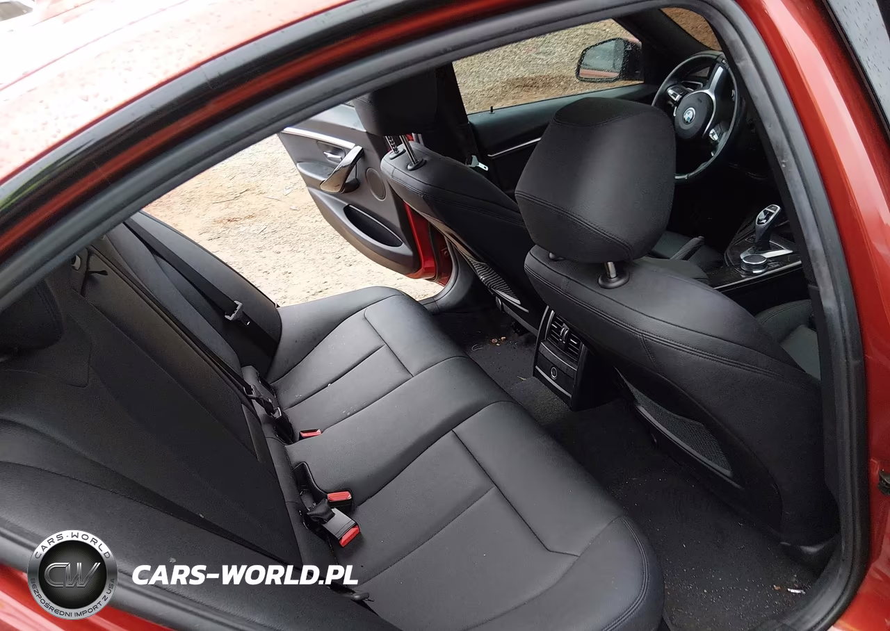 2018 BMW 330I VIN:WBA8B9G50JNU98351 - 8